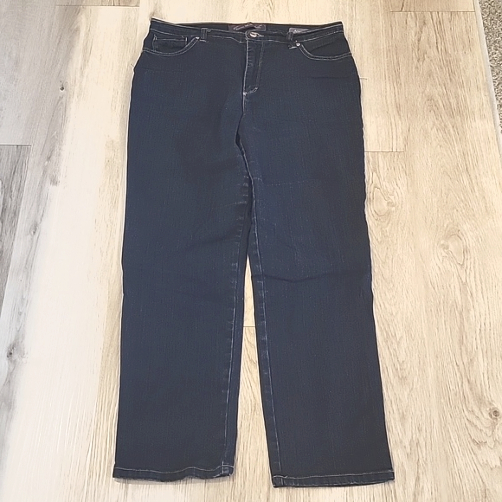 🍃 Gloria Vanderbilt womens Amanda Jeans Sz 12